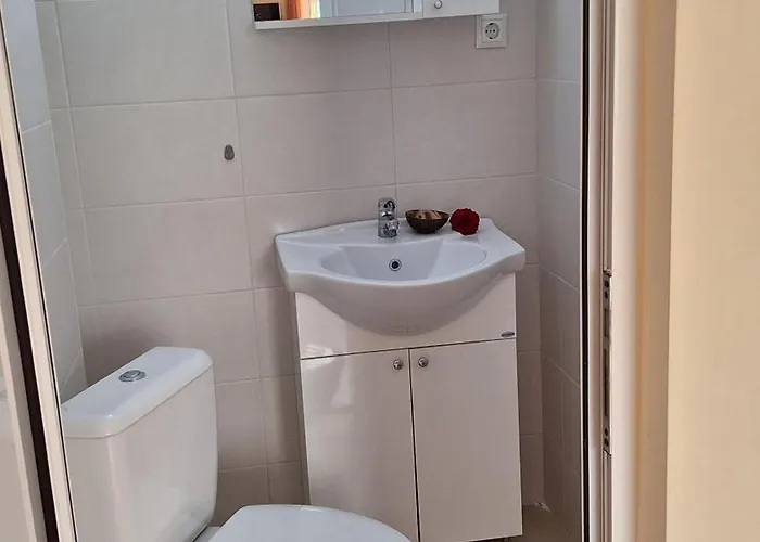 Lejlighed Only 4 Minutes From The Sea By Car Varna